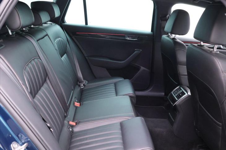 Škoda Superb 2,0 TDI 110kW L&K 1.Maj DPH