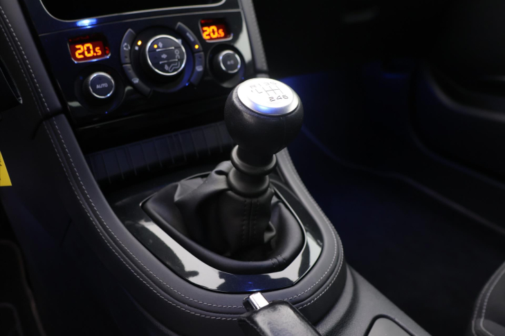 Peugeot RCZ 1,6 16V 147kW Allure Navi