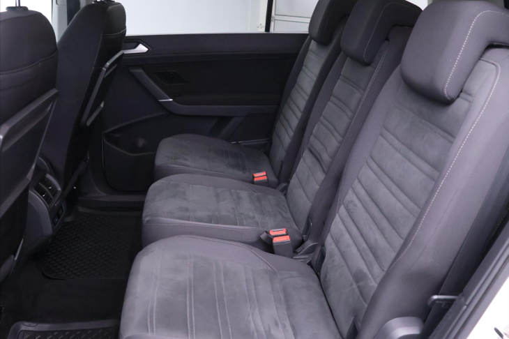 Volkswagen Touran 1,5 TSI EVO 110kW Comfortline CZ