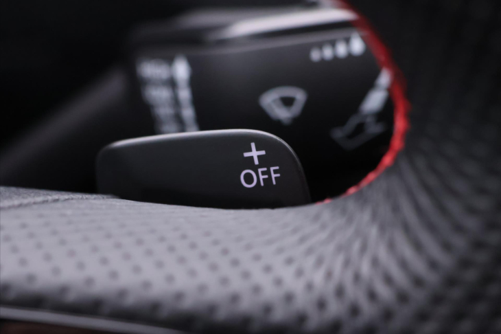 Škoda Octavia 2,0 TDI RS 135kW DSG LED 4x4