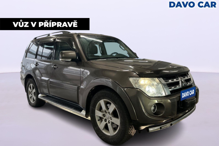 Mitsubishi Pajero 3,2 DI-D 147kW Instyle 7-Míst