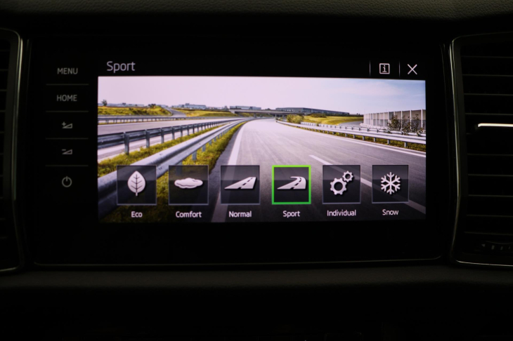 Škoda Kodiaq 2,0 TDI 140kW DSG 4x4 Style CZ