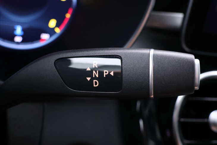 Mercedes-Benz GLC 2,0 300d 180kW 4Matic AMG DPH