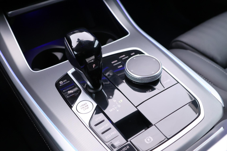 BMW X5 3,0 xDrive 245kW CZ DPH 40i