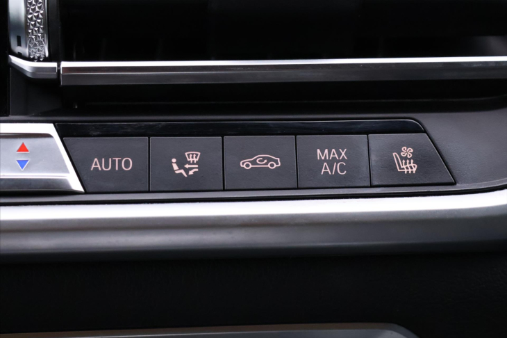 BMW X5 3,0 xDrive30d Aut. CZ M-paket