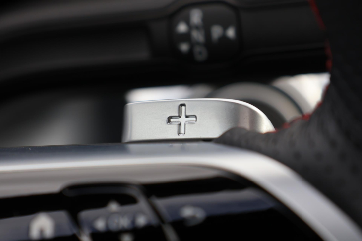 Mercedes-Benz GLB 2,0 200d 4MATIC AMG Premium +