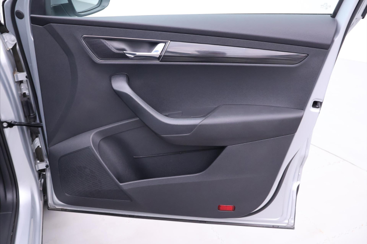 Škoda Karoq 1,5 TSI 110kW Style DSG DPH