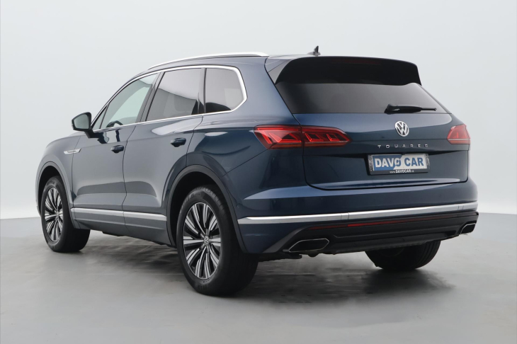 Volkswagen Touareg 3,0 TDI 210kW 4M LED DPH CZ