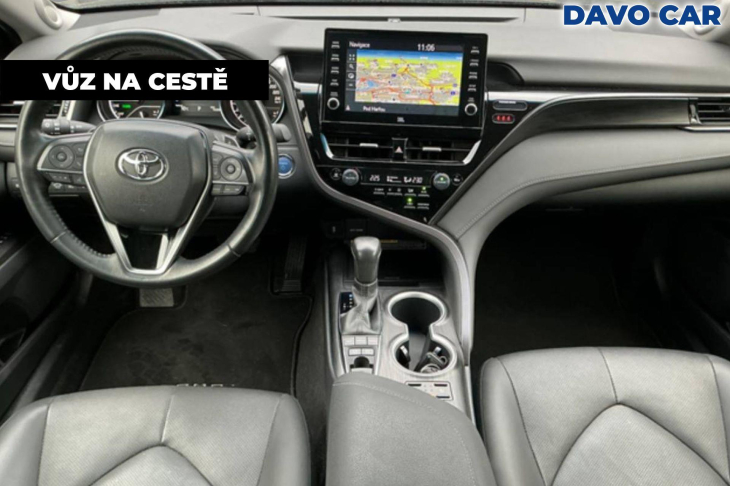 Toyota Camry 2,5 HB Executive Aut. DPH CZ