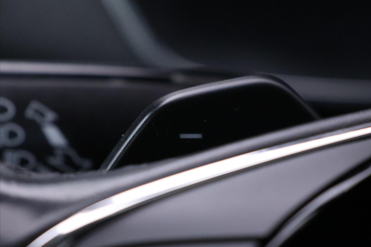 Škoda Octavia 2,0 TDI DSG Style Kůže Matrix