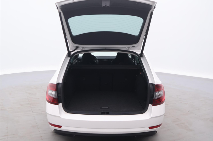 Škoda Octavia 1,5 TSI 110kW DSG Style LED