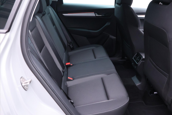 Škoda Karoq 2,0 TDI DSG 4x4 Tour Virtual