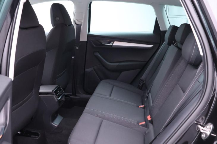 Škoda Karoq 2,0 TDI 85 kW DSG DPH Ambition