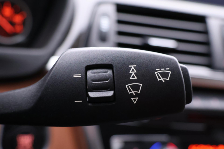 BMW Řada 4 2,0 420d 135kW Luxury Xenon