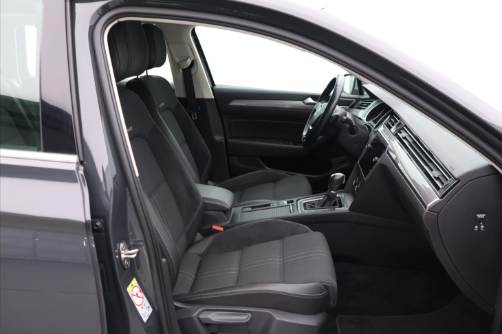 Volkswagen Passat 2,0 TDI 140kW Alltrack 4M DSG