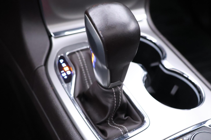 Jeep Grand Cherokee 3,0 184kW Overland 4WD CZ