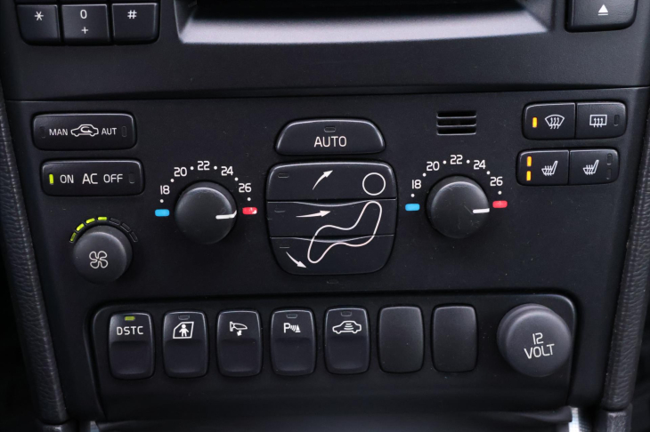 Volvo XC90 2,5 T 154kW Aut. Kůže CZ