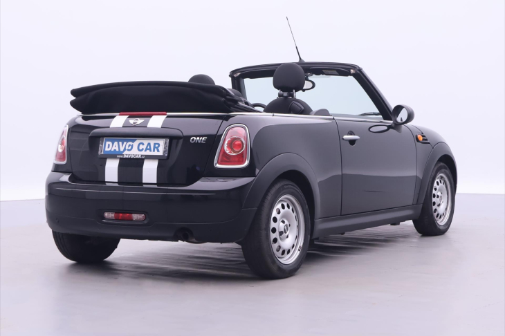 Mini One 1,6 i 72kw Cabrio serv. kniha