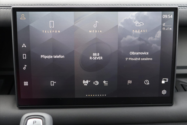 Land Rover Defender 5,0 110 P425 X-DYNAMIC CZ DPH