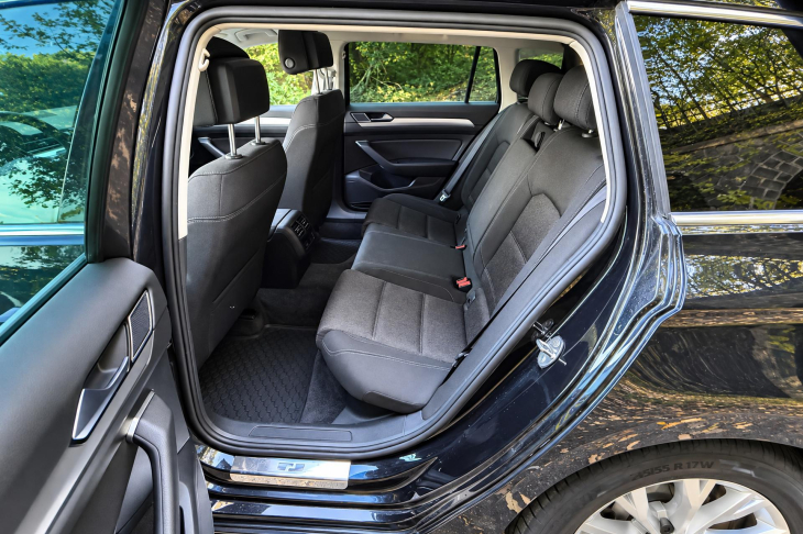 Volkswagen Passat 2,0 TDI 110kW Comfortline Navi
