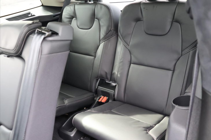 Volvo XC90 2,0 228kW T8 AWD Ultimate Bright