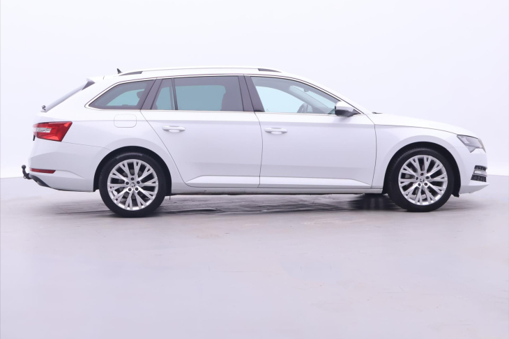 Škoda Superb 2,0 110kW Style LED DSG CZ