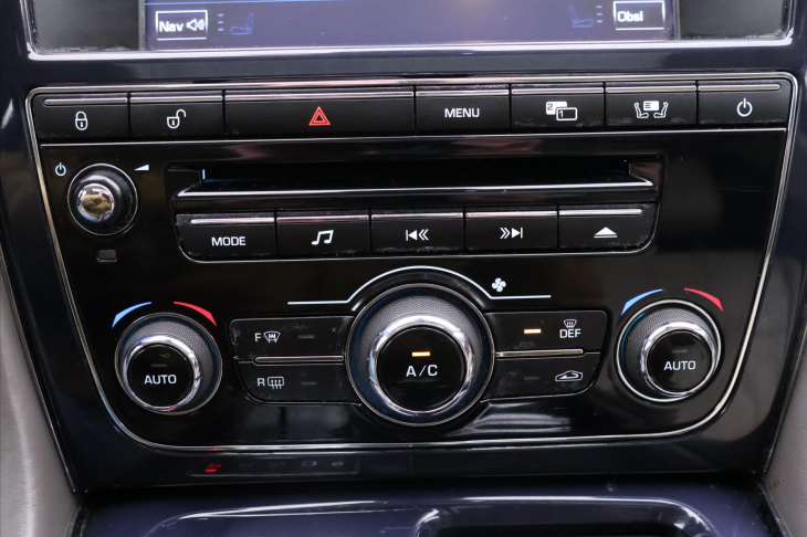 Jaguar XJ 3,0 V6 D 202kW PREMIUM LUXURY