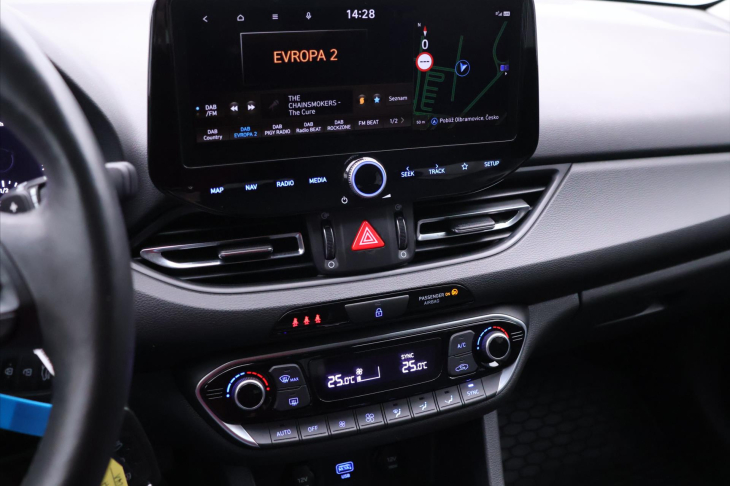 Hyundai i30 1,5 T-GDI 117kW Smart Aut. CZ DPH