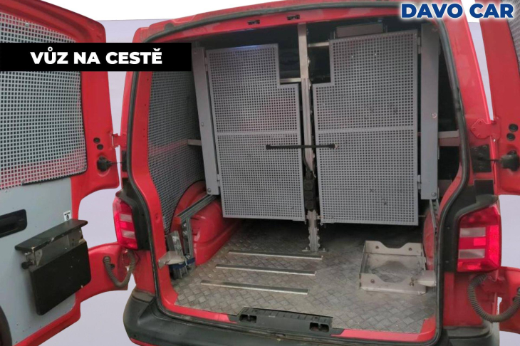 Volkswagen Transporter 2,0 TDI 110kW DSG Long Dílna CZ 1.Maj. DPH