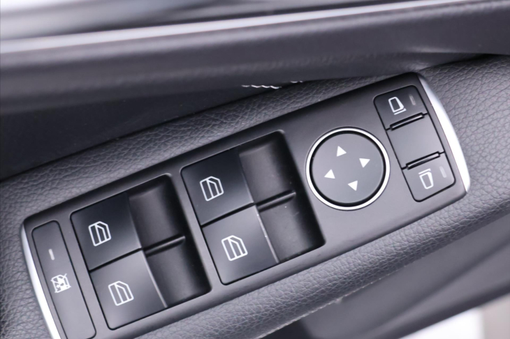 Mercedes-Benz CLA 1,5 180d 80kW DPH STK 6/27