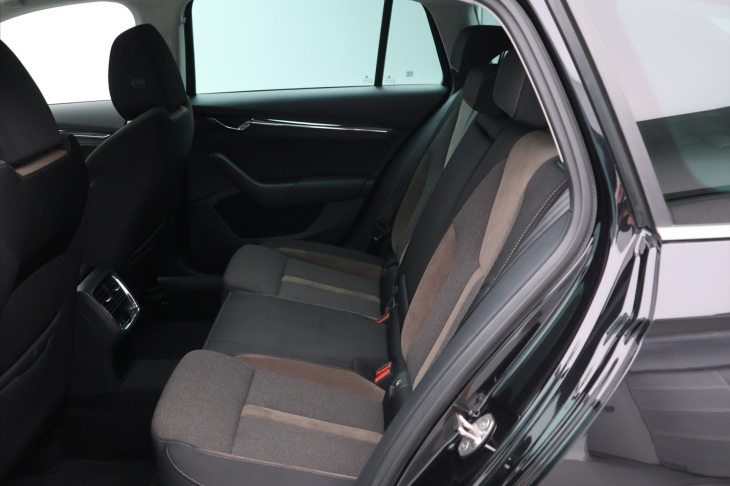 Škoda Octavia 2,0 TDI 147kW DSG 4x4 Scout DPH
