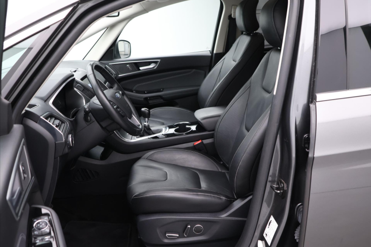 Ford S-MAX 2,0 TDCI 110kW Titanium Pano
