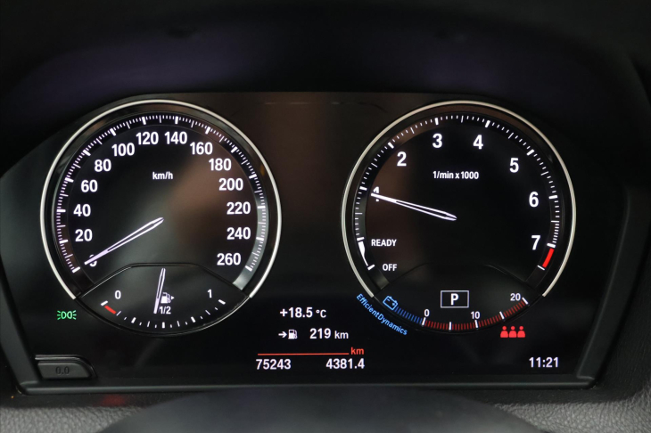 BMW Řada 1 2,0 Ti 135 kW Automat Xenon