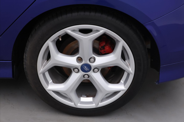 Ford Focus 2,0 EB 184kW ST Aut.klima