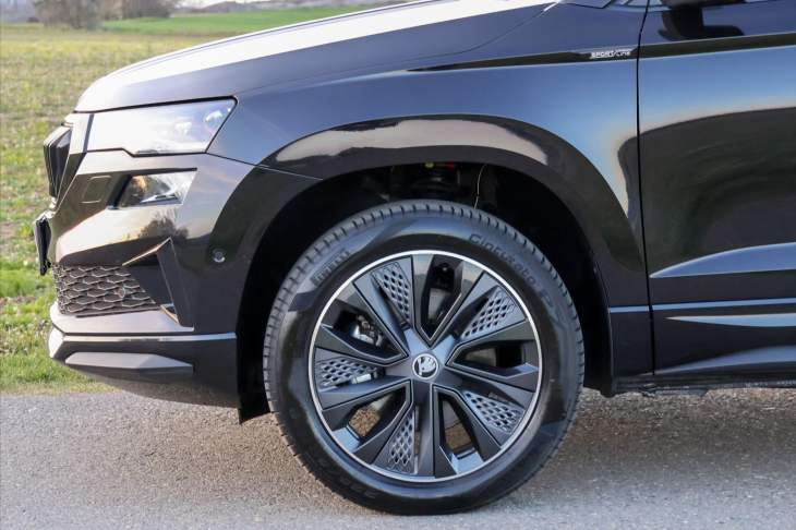 Škoda Karoq 2,0 TDI 4x4 DSG Sportline DPH
