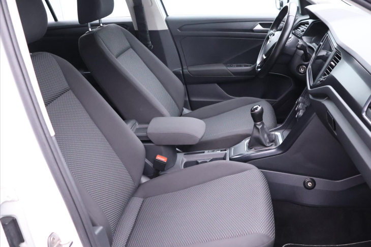 Volkswagen T-Roc 1,0 TSI 85kW Aut.klima CZ