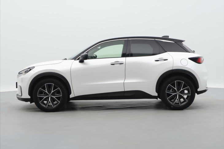 Lexus LBX 1.5 HEV 67 kW Emotion CZ DPH