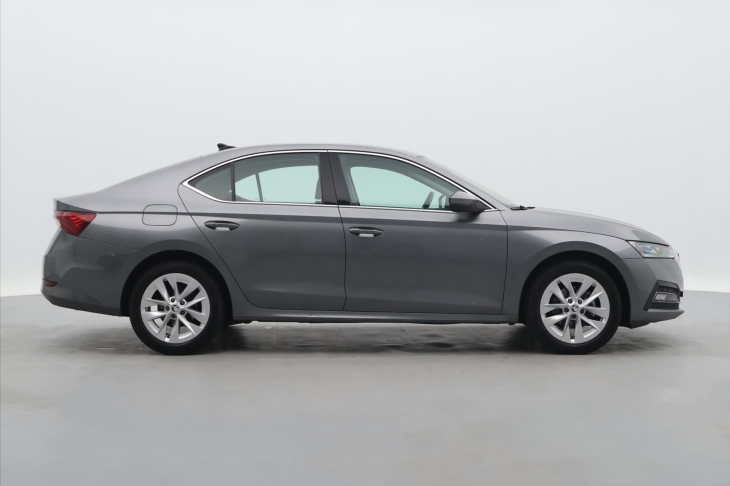 Škoda Octavia 1,5 e-TEC 110 kW Style DSG Matrix