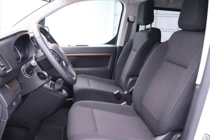 Toyota ProAce Verso 2,0 D4-D 150k VIP L2 8Míst DPH