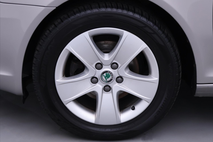 Škoda Octavia 1,4 TSI DSG Elegance Serv. kn