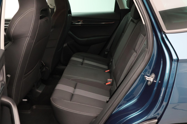Škoda Karoq 1,5 TSI 110kW Style 1.Maj.