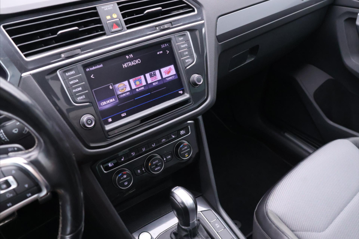 Volkswagen Tiguan 2,0 TDI DSG 4M CZ R-Line LED