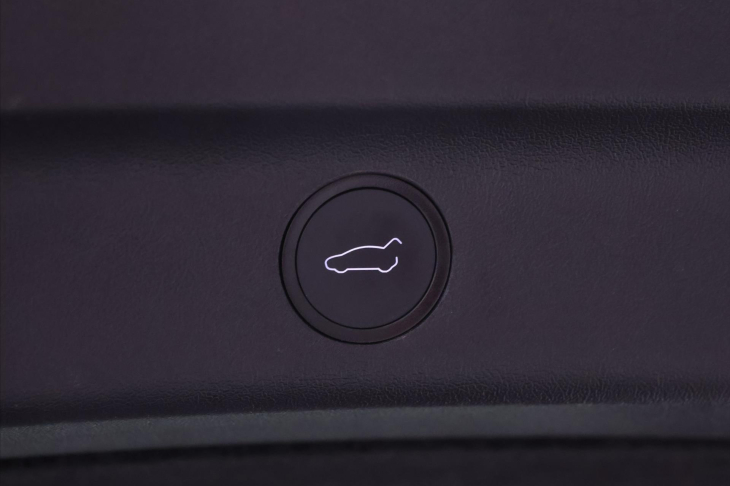 Tesla Model Y Long Range AWD 79kWh DPH