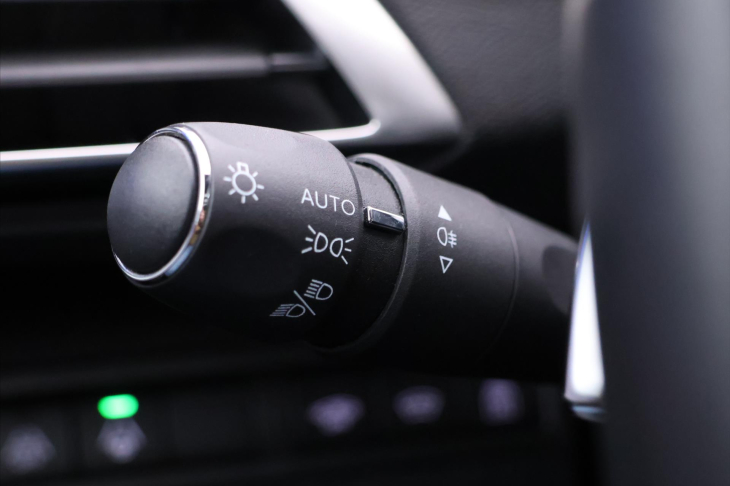 Peugeot 5008 2,0 BlueHDI 130kW CZ 1.Maj. GT