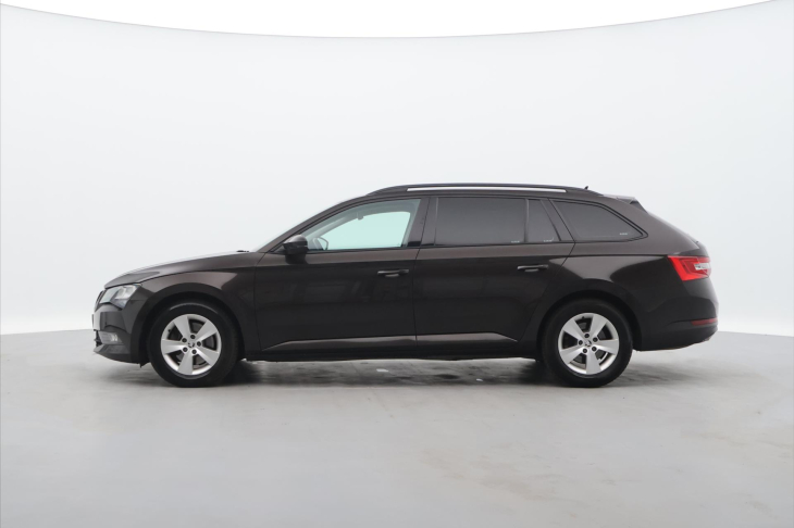 Škoda Superb 1,6 TDI 88kW Aut.klima Tažné