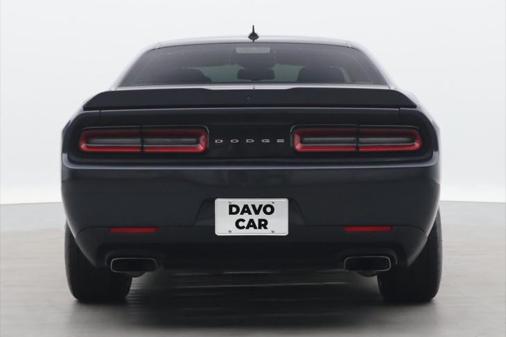 Dodge Challenger 5,7 Hemi V8 280kW Kůže R/T