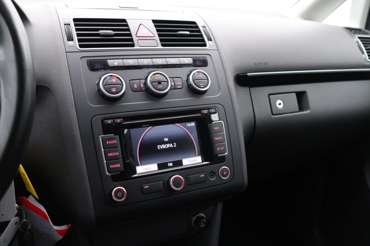 Volkswagen Touran 2,0 TDI 103kW Highline Tažné