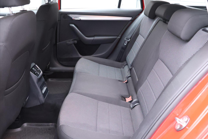 Škoda Octavia 1,6 TDI 77kW CZ Ambition Fresh