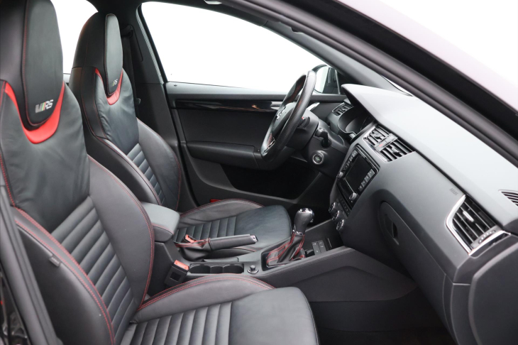 Škoda Octavia 2,0 TSI DSG RS230 CZ Challenge