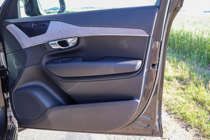 Volvo XC90 2,0 B5 AWD Ultimate Dark 7-Míst